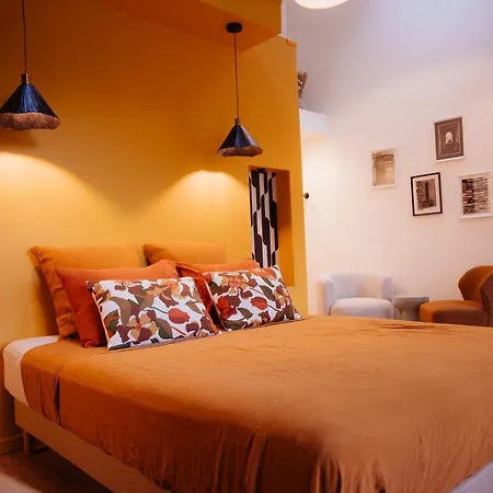 Guest house Maison Arcades 1 3*